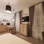 New In The Heart Of 2 Appartement Riga